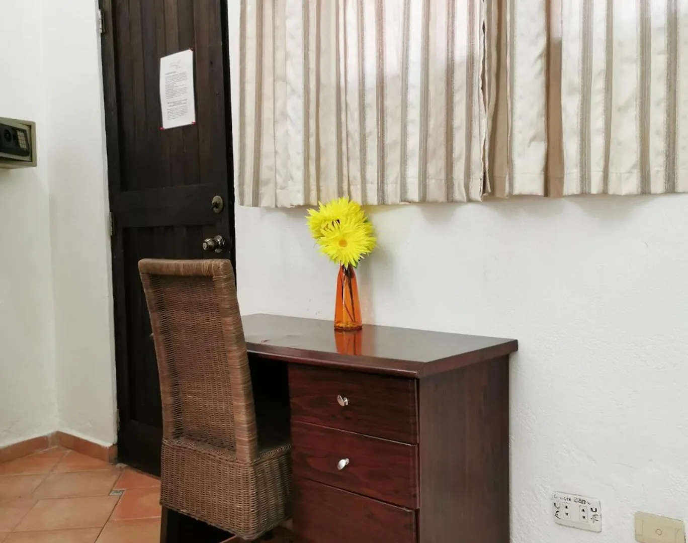 Boutique Hotel Colonial Santo Domingo 0*,